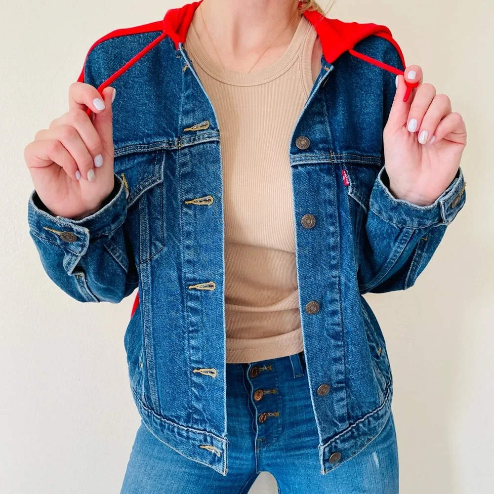 LEVI'S Hooded Boyfriend Trucker Denim Jacket - Picture 1 of 8